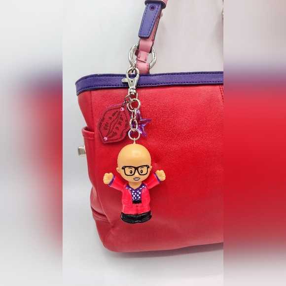 Coach East West Gallery Pleated Leather shoulder bag w/ Lips & Ru Paul charms - Picture 7 of 17